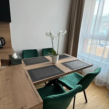 Apartament Beautiful In With Parking Bratysława