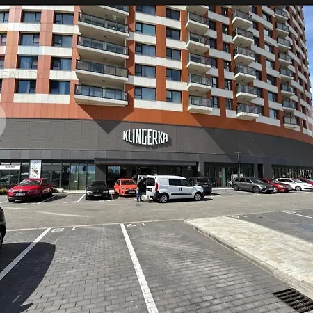 Beautiful In With Parking Apartament